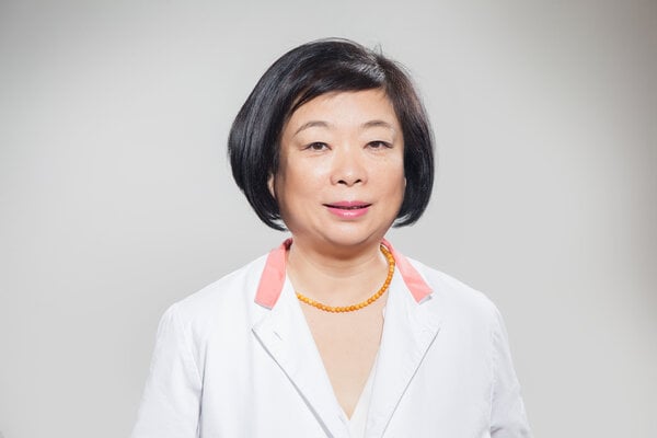 Porträt von Ying Sun, TCM-Assistentin bei TCM Ming Dao
